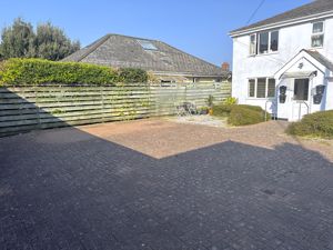 Photo 8- click for photo gallery